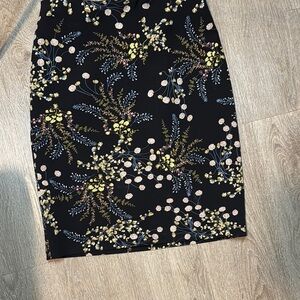 Premise Knee Length Stretchy Wiggle Floral Black Skirt 10